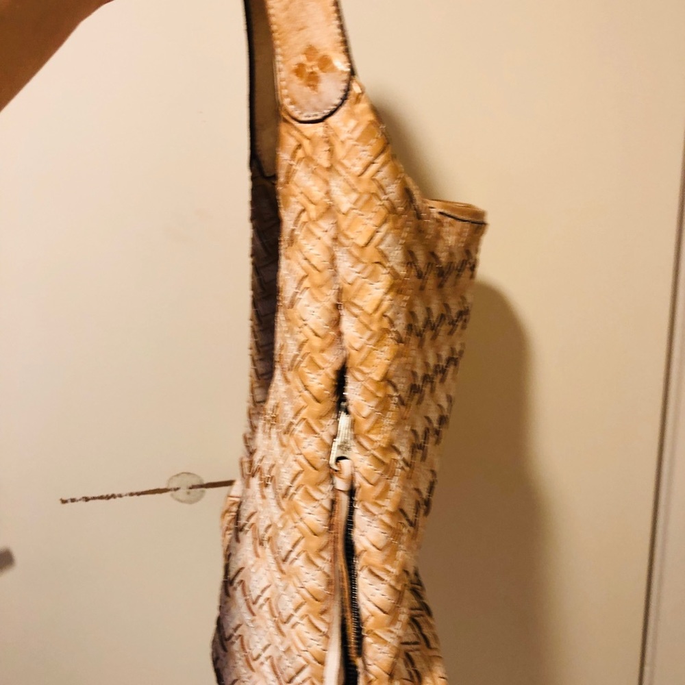 Bag - Picture 2 of 6